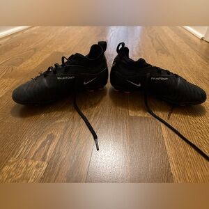 Nike Phantom Black Soccer Cleats